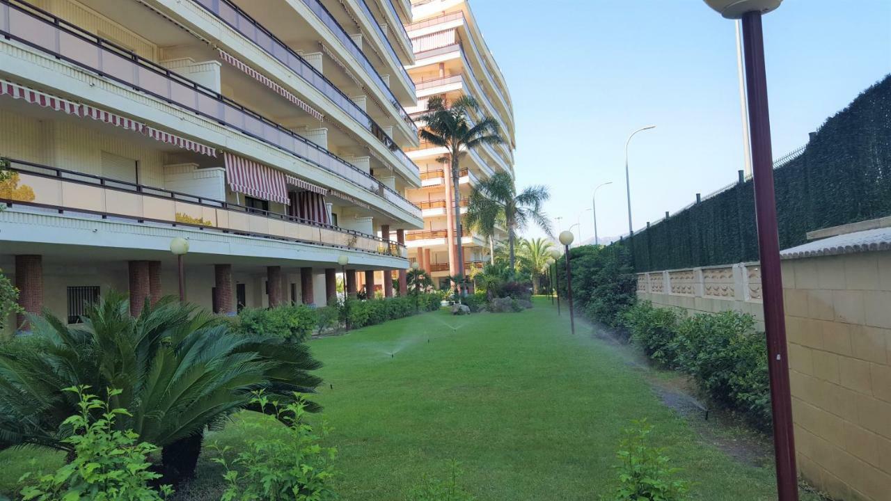 Apartament Salinas Gandia - Solo Alquiler Familias Zewnętrze zdjęcie